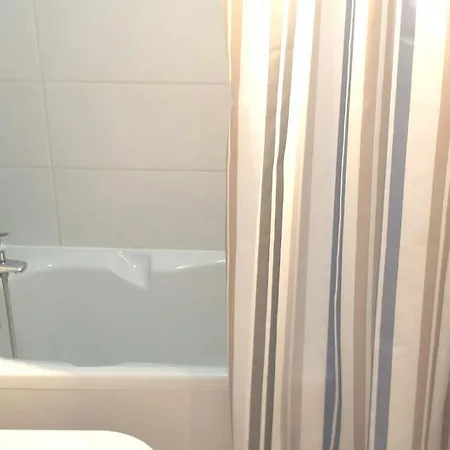 Villarade Hostal Portimão