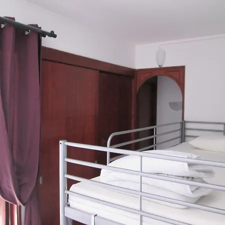 Villarade Hostal *
